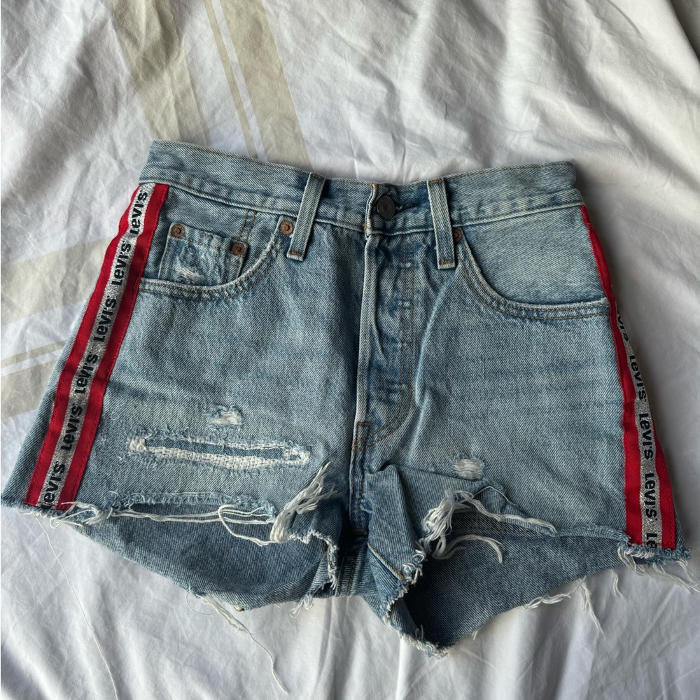 Levi's high-waisted blue and red striped shorts